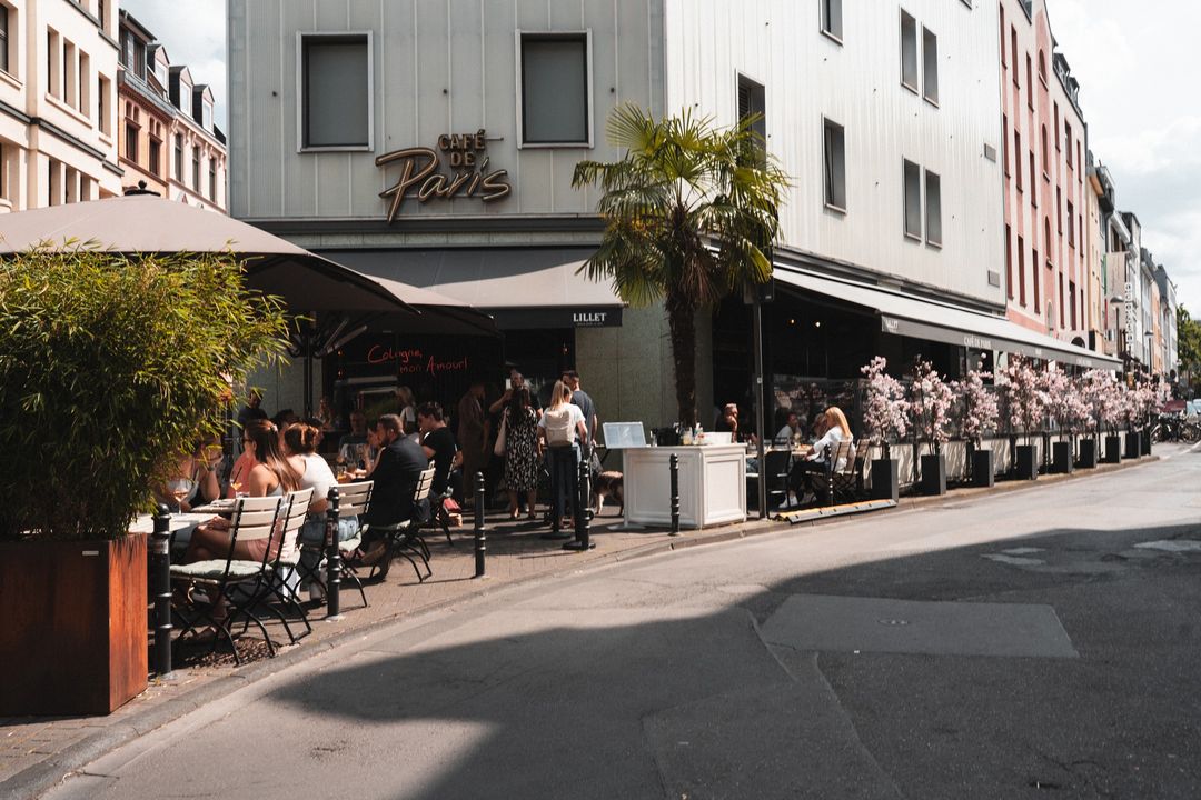 (c) Cafe-de-paris.de